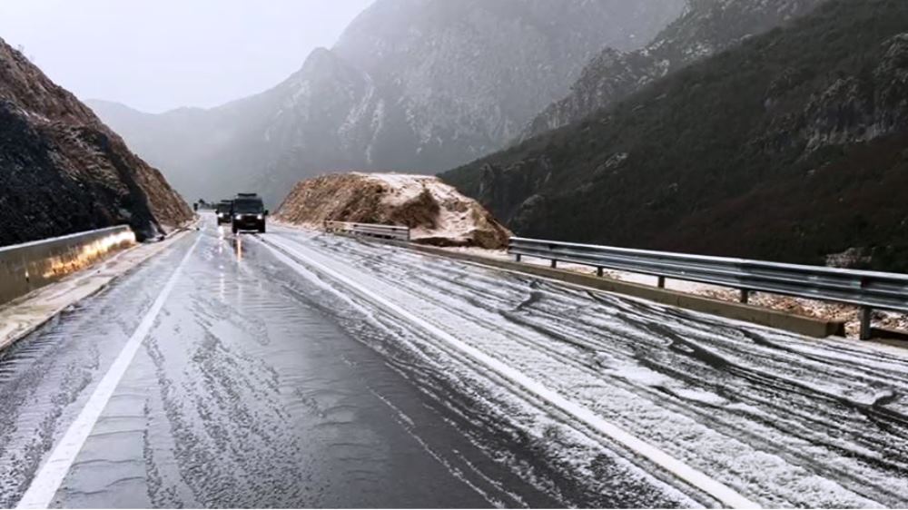 6 muaj pas perurimit, nisin problemet ne aksin Kardhiq-Delvine